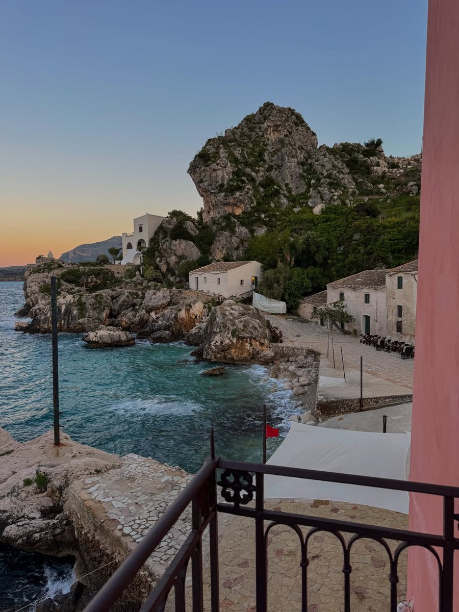echoesofworld's tweet photo. Sicily, Italy https://t.co/tkb98yLrRc