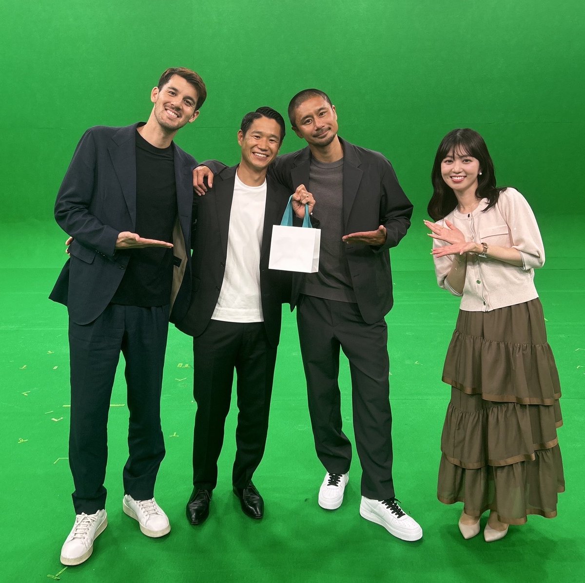 yaaaman34's tweet photo. サタデーナイトJ
の収録終わりました！！！
嬉しく暖かいサプライズばかりで、夢のような収録の時間でした！！

本当に幸せ者です😊

@tvtokyo_snj https://t.co/mNBTxFhnKu