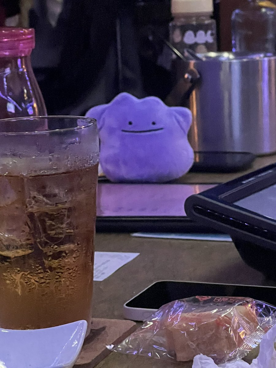 Meiden_asuka's tweet photo. 本日もありがとうございました👼🏻
お店は2時まで営業してます🐑
きゃわメタモンを添えて🤤 https://t.co/lORFb2rxsC