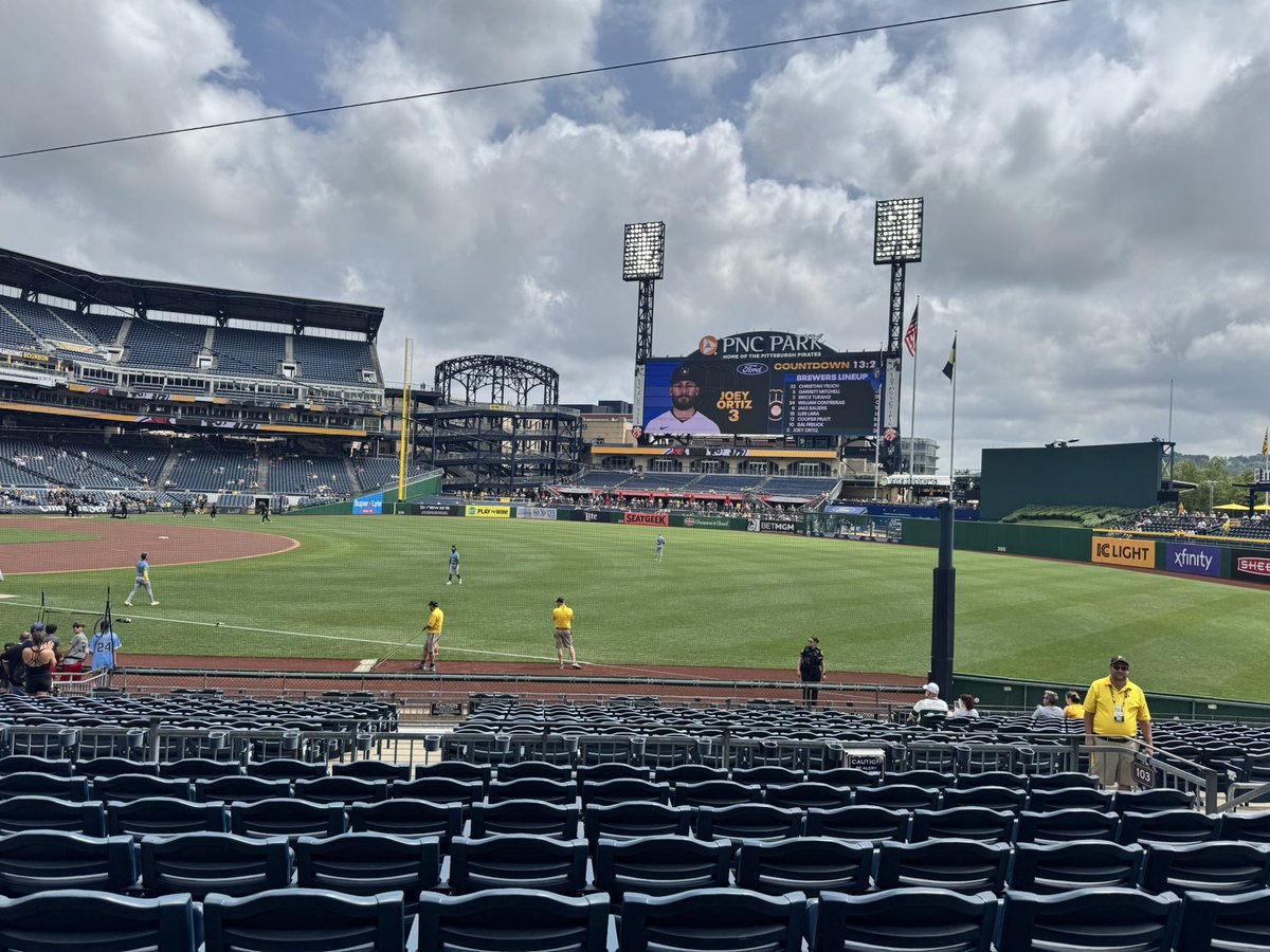 Calvin_Bruce61's tweet photo. PNC Park, Pittsburgh, Pennsylvania https://t.co/vrA6gDM2hk