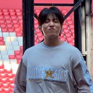 _sgminseven's tweet photo. yoonkook pouting 😭😭😭😭😭 https://t.co/S5A3QJGrzn