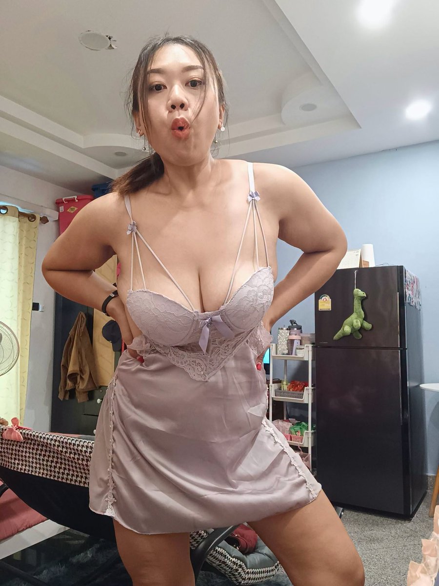 สาวใหญ่เเซ่บมาก tweet media