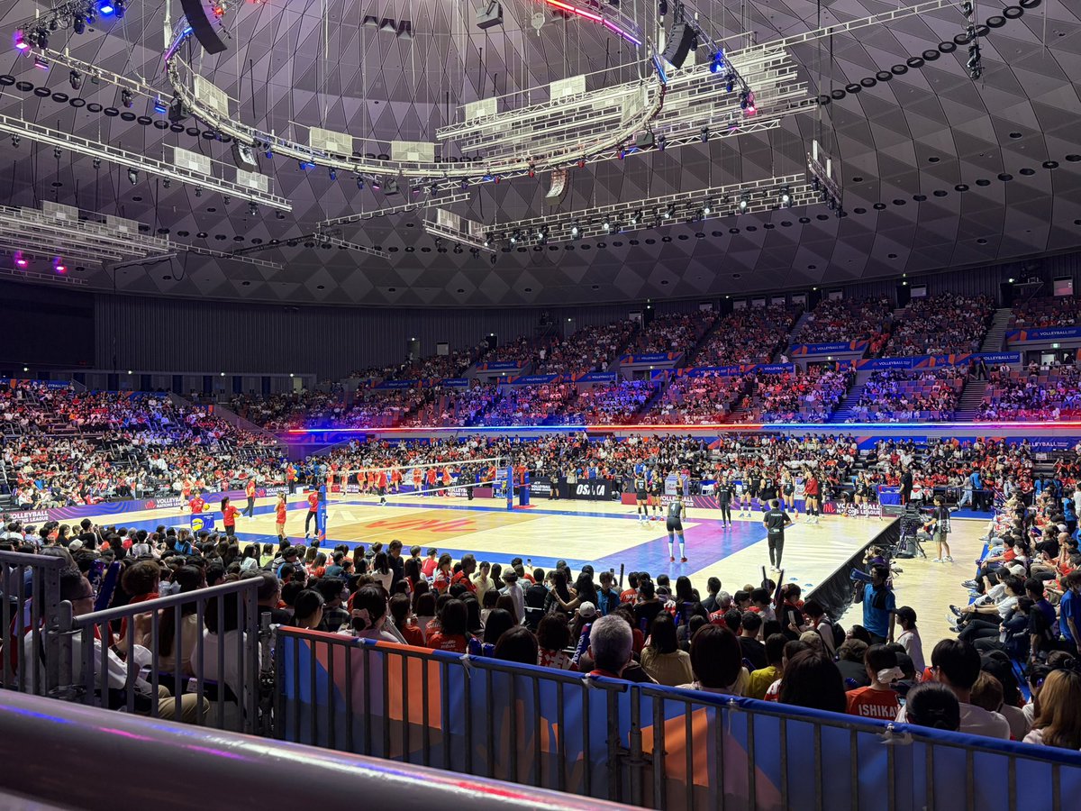 uka_syu's tweet photo. ずっと生で見たかったトルコ戦🇯🇵🇹🇷
真佑ちゃんもゼフラもかっこよかった🥺
あしたもたのしみ！
#VNL2026
#バレーボールネーションズリーグ https://t.co/SNBXrV1Wgl