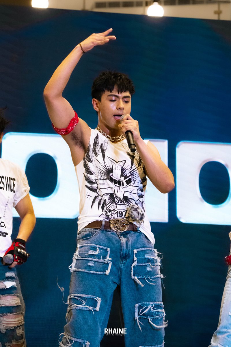 rhainegelz's tweet photo. 260712 BGYO JL
ON DEMAND MALL TOUR
@BGYO_JL

BGYO AT SM TELABASTAGAN
#BGYO @bgyo_ph https://t.co/9HcCOABWIB