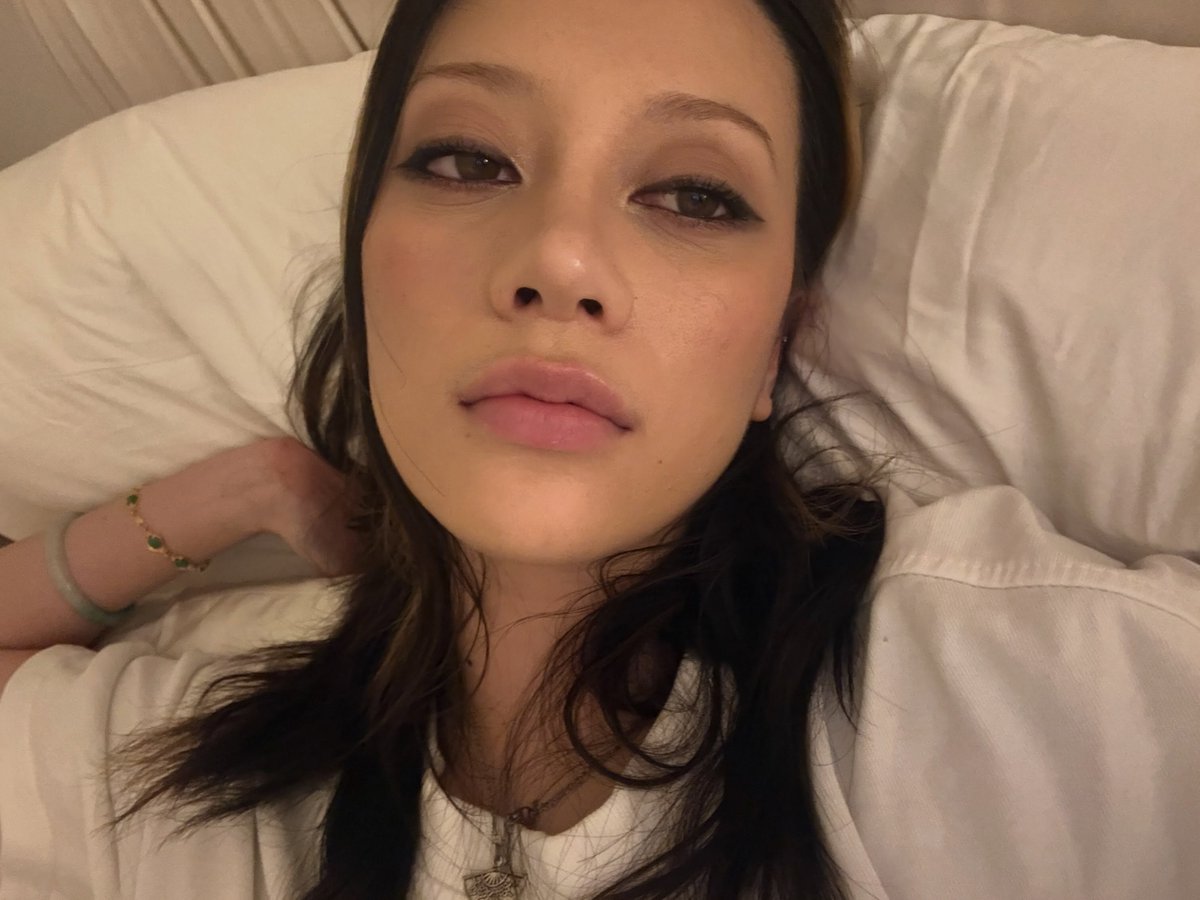 KATSEYEBRASIL's tweet photo. PRINCESA! Megan via Instagram.

“estive descansado 😴” https://t.co/703qOqQL11