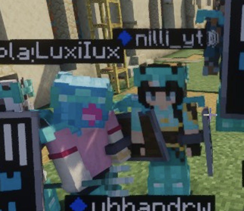 Luxi tweet media