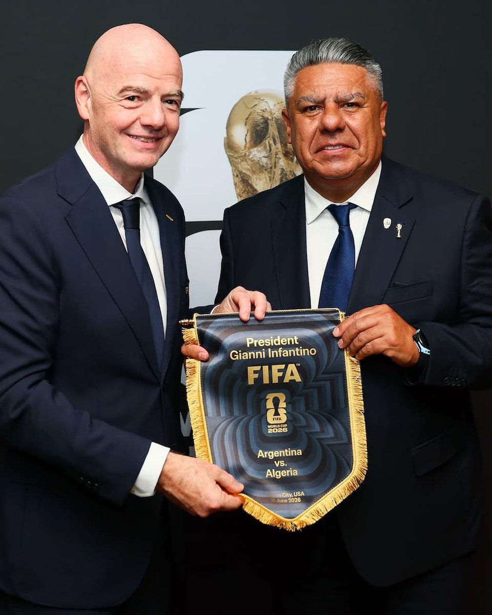 PolymarketFC's tweet photo. 🚨 BREAKING! 🤯

More than €42m of the €300m Argentina received after winning the 2022 World Cup was diverted to shell companies. 🇦🇷

A contract signed just 9 days BEFORE Argentina's World Cup win vs France reportedly gave 30% of the AFA's World Cup revenue to a company called TourProdEnter.

FIFA then allegedly transferred the World Cup funds directly to that company, which reportedly has NO links to football. 

ℹ️ @Romain_Molina