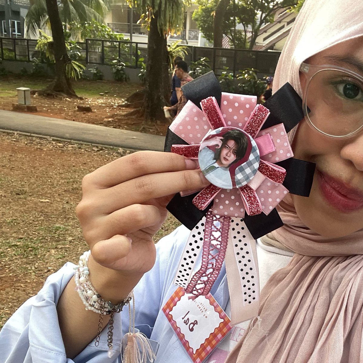deryujaem's tweet photo. makasih banyak banget buat eventnya... dear, 🩷@mouwpeceye 🩷🥹🎀!!!

seruuuu &amp; seneng bangetttt ketemu 127 mania lagi akhirnyaaa!!🫶🏻 (๑>◡<๑) https://t.co/oWEg4dUlsZ