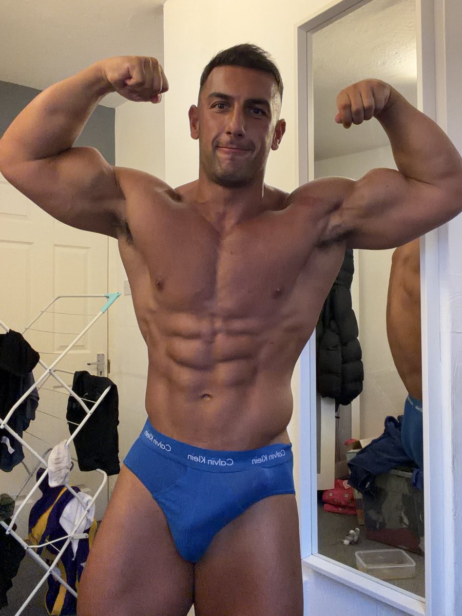 AlphaMuscleGod7's tweet photo. Calvin briefs off to Irish sub 📦 
Off out for a run in the 30 degree heat so i can get as much alpha juice on them 
He’s gonna love sniffing these 😈 https://t.co/I17sgei0t9