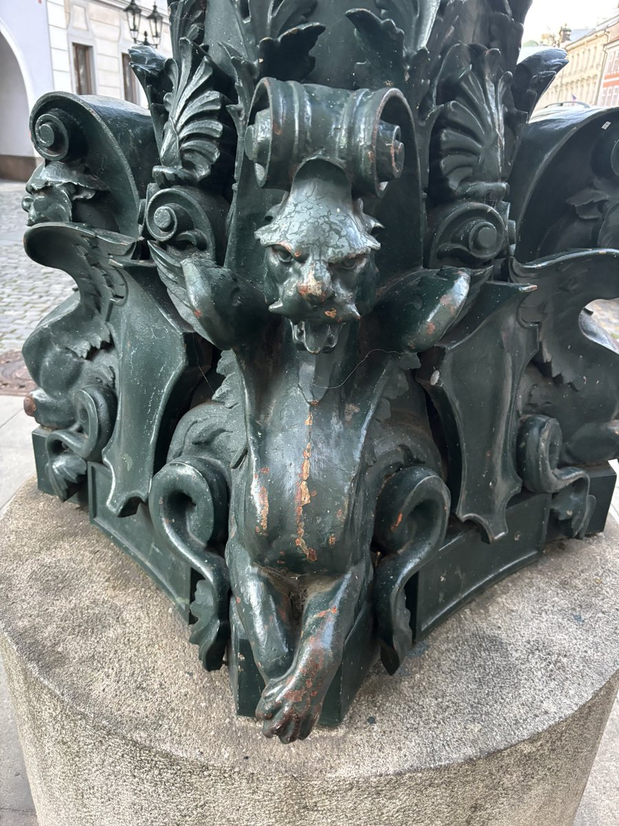 fanatikborsaci's tweet photo. #prague #praha #prag https://t.co/f1dQrOkdfa