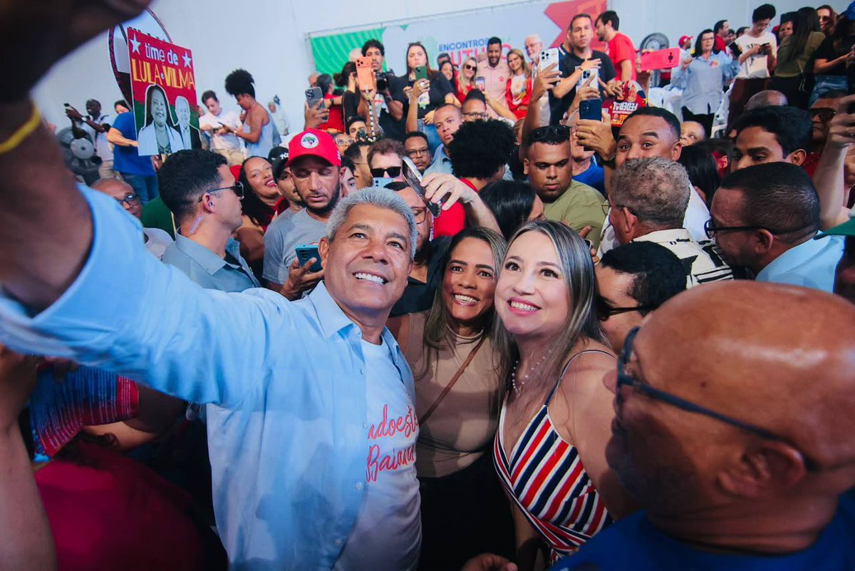 Jeronimoba13's tweet photo. Será que lotou? 

O nosso PGP segue a todo vapor, e agora foi a vez do Sudoeste Baiano mostrar a força da participação popular.

Seguimos percorrendo a Bahia, ouvindo as pessoas, debatendo propostas e construindo, juntos, um programa de governo que nasce do diálogo e da realidade de cada região.