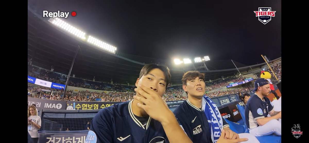 BBO9212's tweet photo. 김도영 홈런 2개란 사실에 악플 개다는 끼끼 앤 탁코몽 https://t.co/bFWxGfpxop