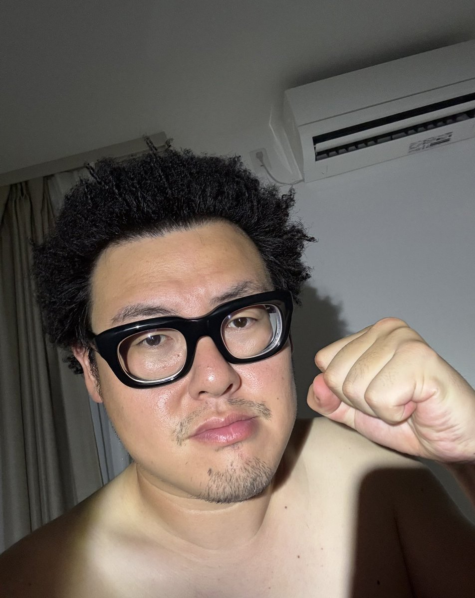 ICCHY8591's tweet photo. 停電でクソ暑いけど、なんとか乗り切る。
明日帰る！ https://t.co/pun5zxwusu