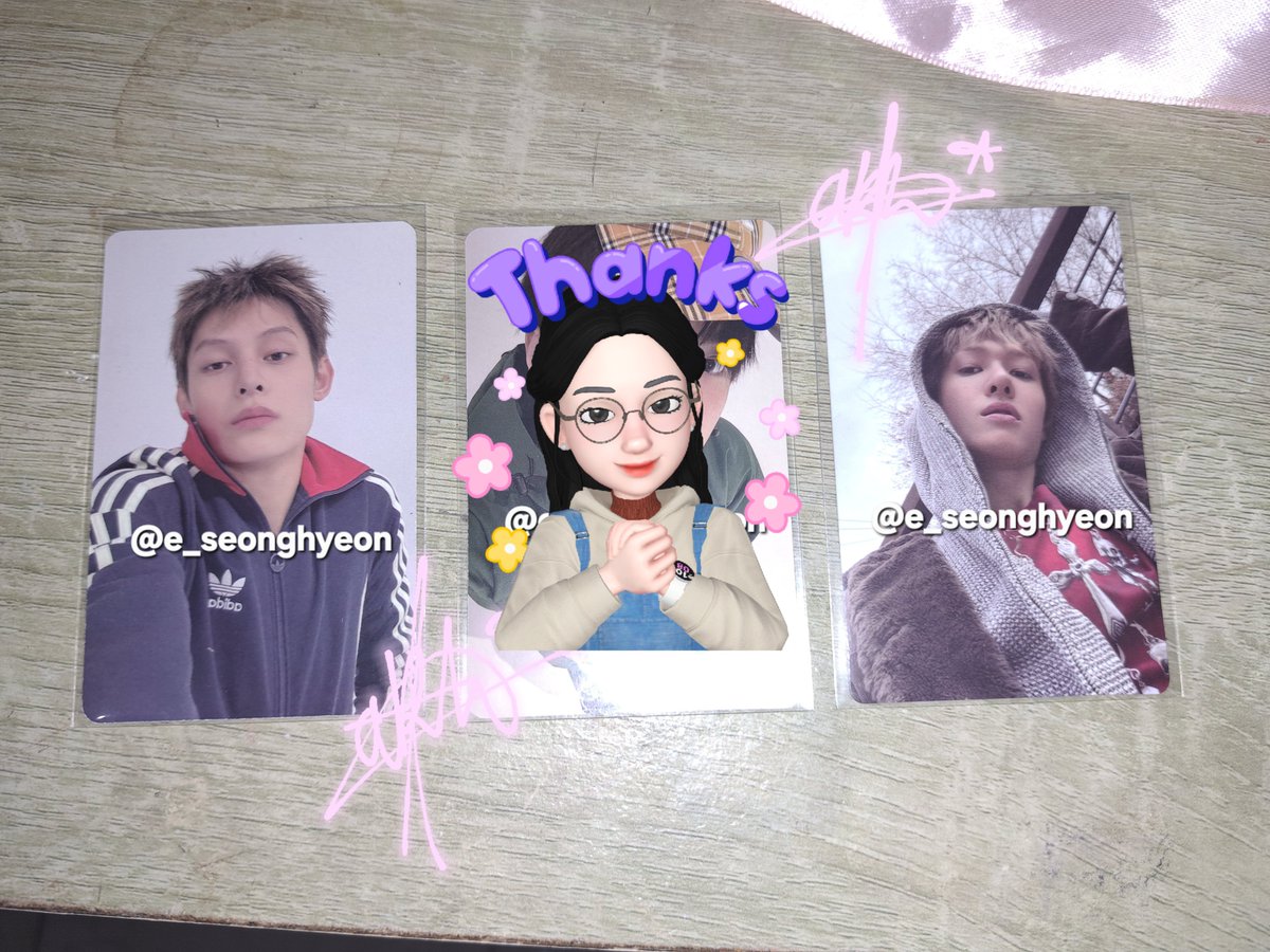 e_seonghyeon's tweet photo. #WTT  
guys aku mau trade pc aku huhu, pls hmu if u interested :0
have : 
1. James scratch studio ver
2. Martin weverse

want :
1. Seonghyeon scratch Studio ver
2. Seonghyeon weverse

#WantToTrade #cortis #coer #greengreen #seonghyeon https://t.co/tvRMZEfOcS