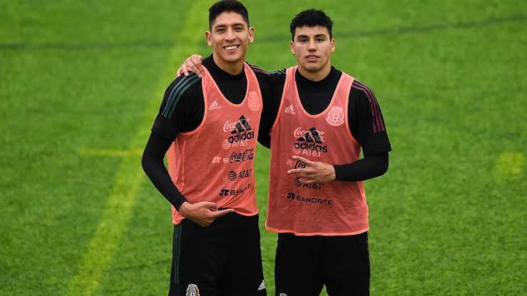 DiabloRojo111's tweet photo. Ahorita ya estuviéramos con la playera, planeando el partido, con 10 edits nuevos de hasta que te conocí y con la previa más histórica del futbol mexicano pero… https://t.co/StVDYfkcYc
