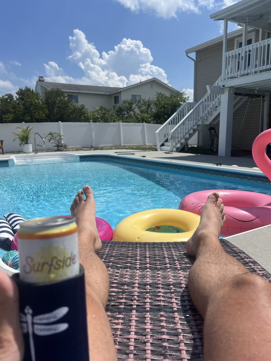 SubwayOnSundays's tweet photo. The beers of vacation https://t.co/AGpz3zzBlF