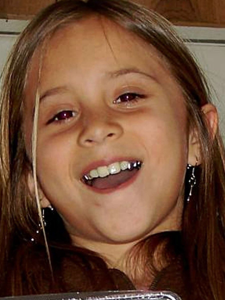 ComicbyFave's tweet photo. Eight-year-old Sandra Cantú disappeared after leaving home to play with friends, prompting a large community search in Tracy, California.
Ten days later, Sandra's remains were found inside a suitcase submerged in an irrigation pond near Bacchetti Road, a few miles from her home. 

Investigators determined she had been drugged with alprazolam (Xanax), sexually assaulted, and killed by strangulation.

As the investigation unfolded, 28-year-old Melissa Huckaby, a Sunday school teacher who lived in the same mobile home park as Sandra, became the primary suspect.

She had reported a suitcase stolen on the day Sandra disappeared and later gave police a handwritten note describing a child in a suitcase thrown into water.

Investigators also recovered forensic evidence linking Sandra to items found at Huckaby's church.

Witnesses reported seeing Huckaby's SUV near the irrigation pond around the time Sandra disappeared, and she was also seen in the area where Sandra's body was later recovered.

As for a possible motive, investigators suggested there was no single confirmed reason, though they believed Huckaby's actions were tied to personal psychological issues and disturbing behavior patterns rather than a clear external cause.

With evidence mounting, Huckaby was arrested on April 11, 2009. She later pleaded guilty to kidnapping and murdering Sandra Cantú and was sentenced to life in prison without the possibility of parole.

The case remains one of California's most disturbing crimes, largely because the perpetrator was a trusted community member and Sunday school teacher. I hope Melissa suffers in Prison.
RIP Sandra