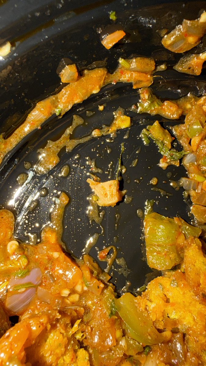 viveksvss's tweet photo. @Swiggy @nainitalmomo what is this you are serving nonveg in veg order. https://t.co/dgETGmSKNS