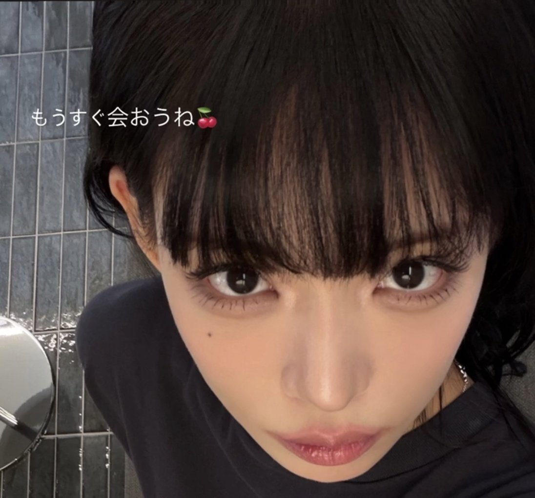from_4ever's tweet photo. アンコン日本公演から「イチェヨン スポ物語」始まってた説 https://t.co/kgLNxt6NyX