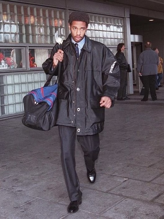 HardestFitPics's tweet photo. Thierry Henry in the 90s https://t.co/SxSh8RHZq5