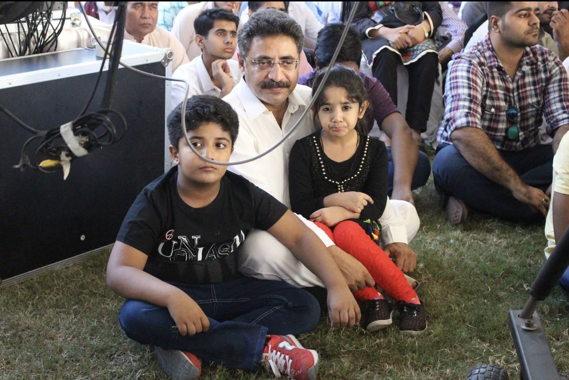 ChacharRamsha's tweet photo. Time keeps passing, but Saeed Memon’s family continues to wait and pray for his safe return. #RecoverSaeedMemon https://t.co/pq2nKfHGSX
