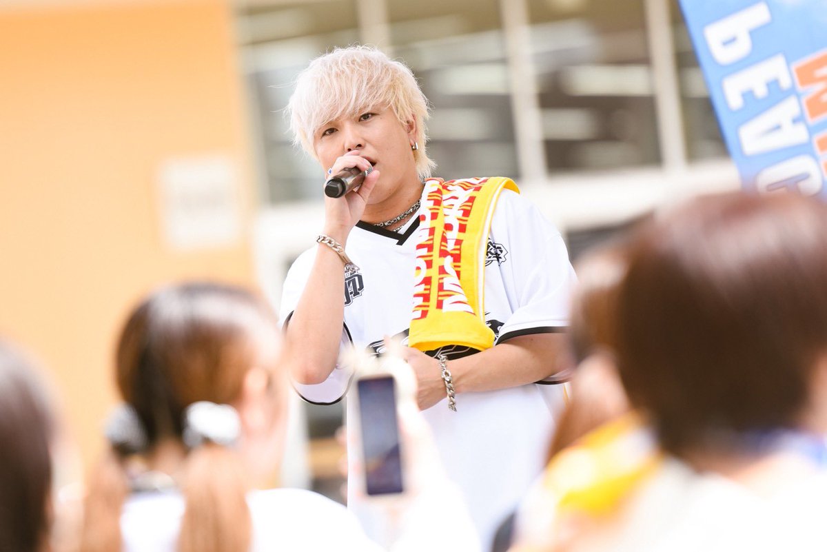 mamekozoudes's tweet photo. #PeacefulWorld @アリオ上尾 DAY.1
灼熱の中ありがとうございました

暑い中でも一緒に熱くなってくれる
皆さんには本当に感謝です
抱きしめたくなります(あついw)

ピースな空間だったなぁー✌️

今日も8/10Zepp新宿チケット
受け取ってもらえました🥹🙏

明日もよろしく🔥

#MDJ photo by @mamikohu2 https://t.co/3dojm7PrB8