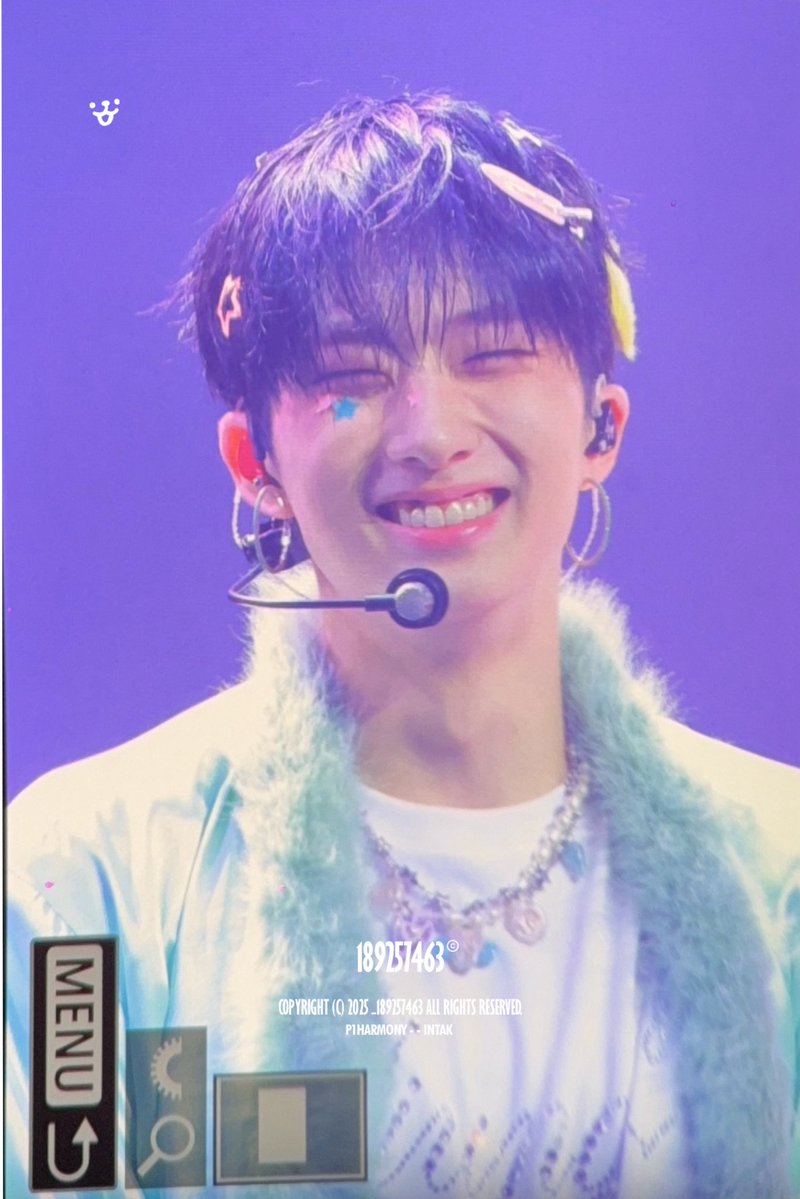 _189257463's tweet photo. 레전드귀여워
귀여우..
지웅아 는을떠~~~~~~
반햇다..... https://t.co/YohirdVMcd