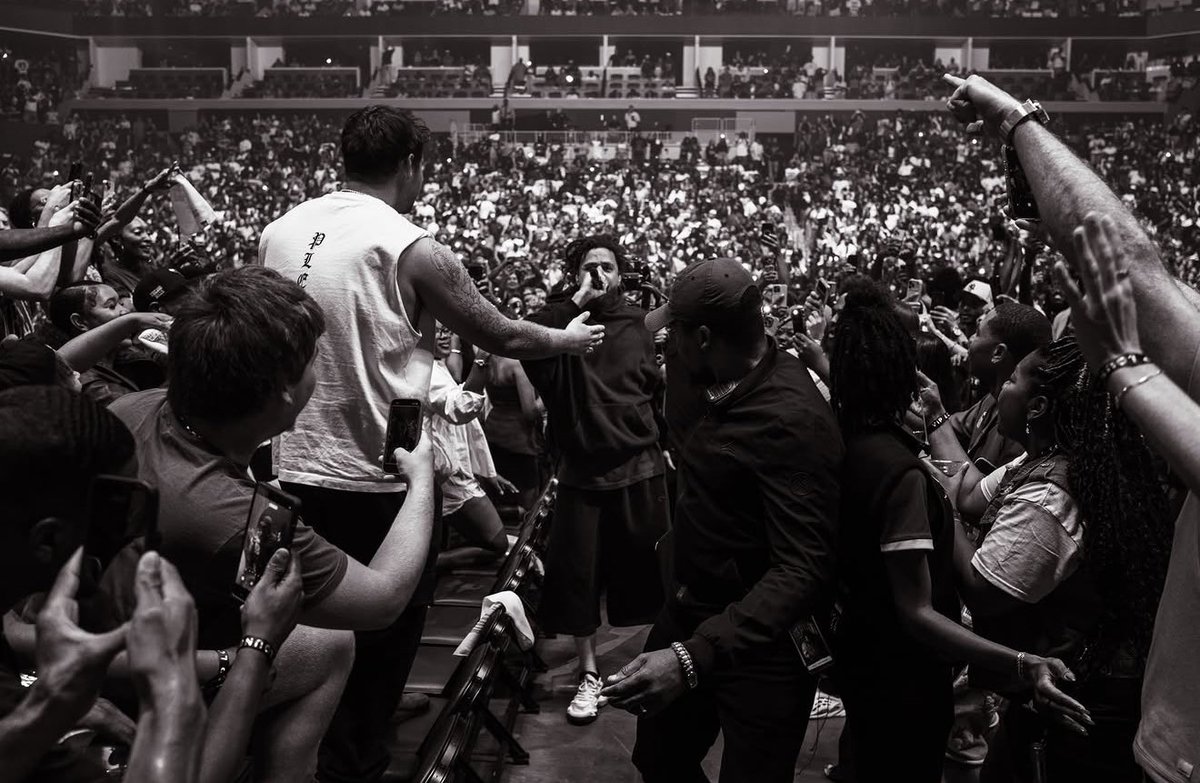 JColeOnTour's tweet photo. J. Cole for Night 1 of The Fall-Off World Tour
Charlotte, NC 📍 https://t.co/WNn2DpkzXC