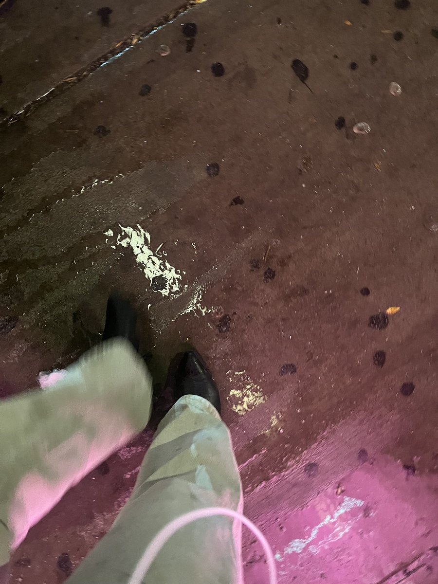 MrReesee's tweet photo. Night Stroll https://t.co/7djlMjH0wf