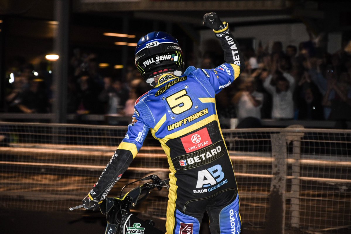 TigersSpeedway's tweet photo. 🏁1️⃣0️⃣8️⃣

FORMER Sheffield racer Tai Woffinden has officially announced his retirement from professional racing.

𝗙𝗨𝗟𝗟 𝗦𝗧𝗢𝗥𝗬 ⤵️
https://t.co/BjuW2CwByr

#WoffyWoffyWoffy

📸 Charlotte Flanigan https://t.co/y9d3HEO256
