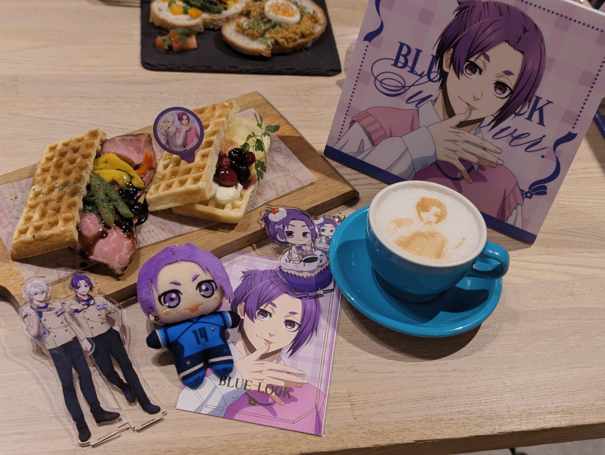 100_fuyu's tweet photo. ブルロ×STELLAMAPCafe☕✧
楽しすぎて住みつきたかった(★≧▽^))/☆
ごはんも美味しかったよー(✌^∀^)
こまちゃんがれおちの特典くれた😭💞
ありがとう~！！😻🫰🩷 https://t.co/1lhmru7gMM