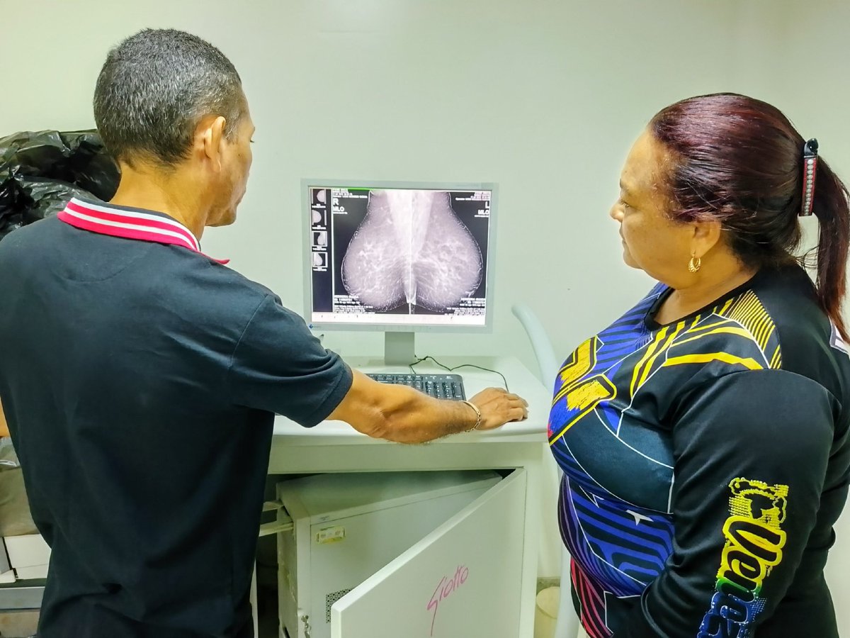 IpasmeOficial's tweet photo. Desde la Unidad Médica Anaco, ejecutamos la jornada “Fortaleciendo la salud de la mujer trabajadora”. Brindamos atención en Medicina General, Odontología, Mamografía y Trabajo Social.
Cuidar de quienes dan lo mejor por el país es nuestro compromiso.
#Ipasme #Salud #Anaco https://t.co/cAv0eaBoMK
