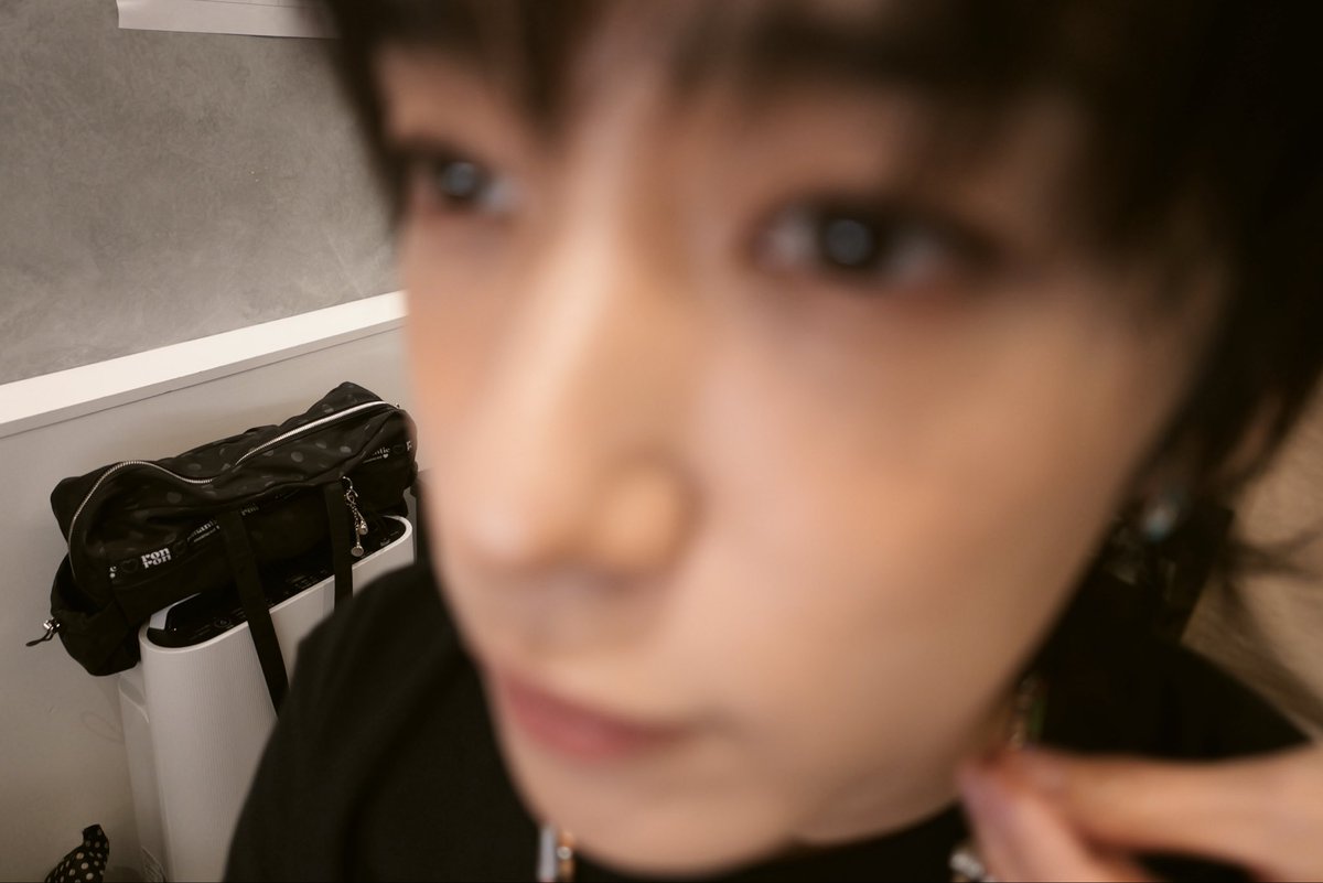Cc0mpass's tweet photo. 새벽에 심장 떨리게 하는 능력 있으시네...... https://t.co/oRYKhc7DkX