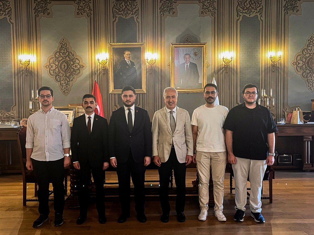mttborgtr's tweet photo. Genel Başkanımız Sayın Tahsin Başarı, İstanbul Üniversitesi Rektörü Sayın Prof. Dr. Osman Bülent Zülfikar’ı ziyaret etti. https://t.co/bQpdFuGPnH
