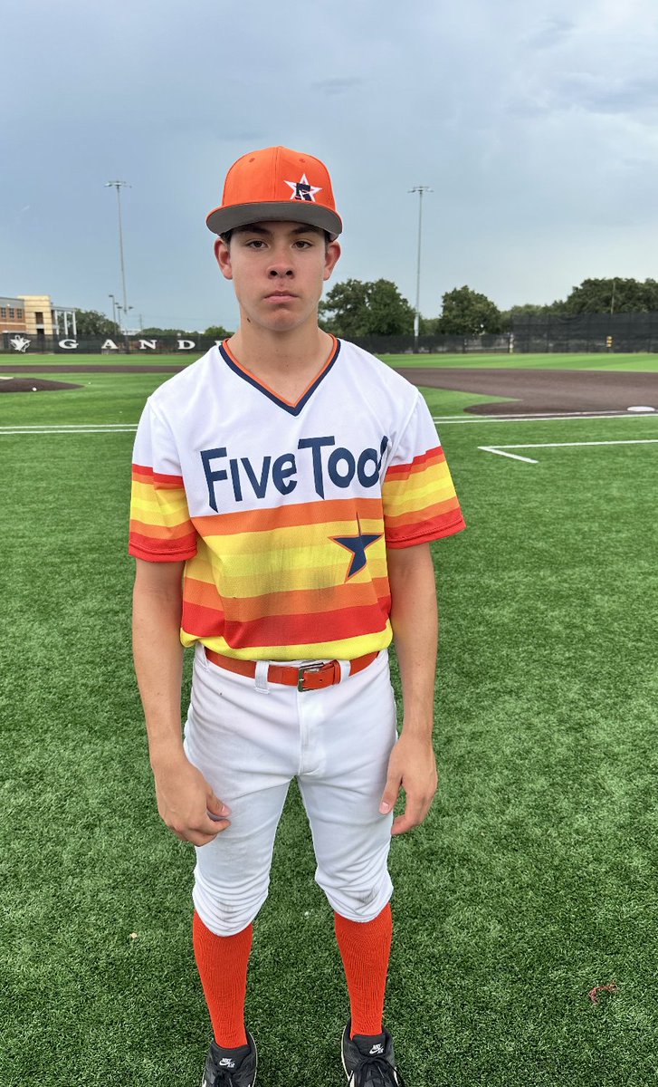 FiveToolTexas's tweet photo. F: Five Tool Players 2028 Orange 3, Baytown Navigators 2028 2
PoG: Steele De Leon 2-3, 3B, R
Pitcher: Adrian Gonzalez 4.1 IP, H, 0 ER, 8K https://t.co/f6xbz1OMyH
