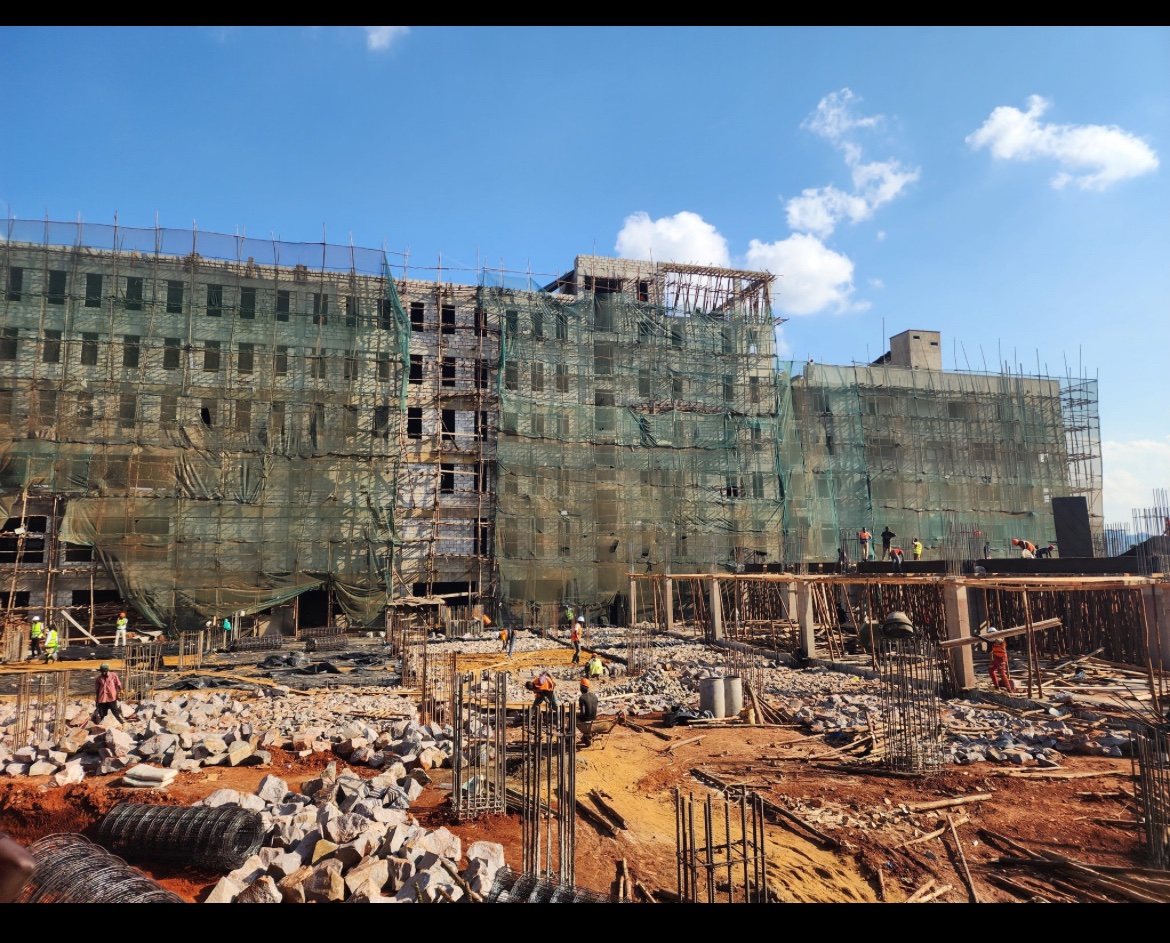 Yonijoni3's tweet photo. Who runs the largest water company in South Sudan Eritrean  who owns the largest Hotel in Nairobi Eritrean Who runs the largest agricultural sector in Rwanda Eritrea, the largest apartment complex in process of getting building in Kampala Uganda owned &amp; run by Eritrean . Love it https://t.co/dvMVzLZaFw