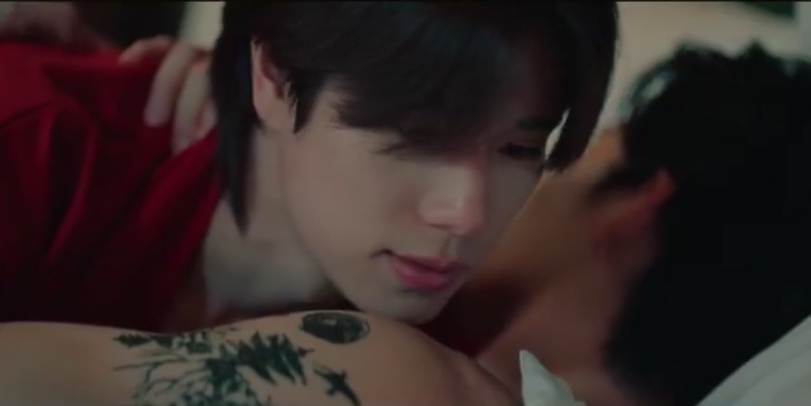 naviwgation's tweet photo. minat scene lookpeach cium bahunya khun thee di ep 2 atau ndusel ke lehernya 🙏

#PeachAndMeSeriesEP1 https://t.co/1jAyLM1j8s