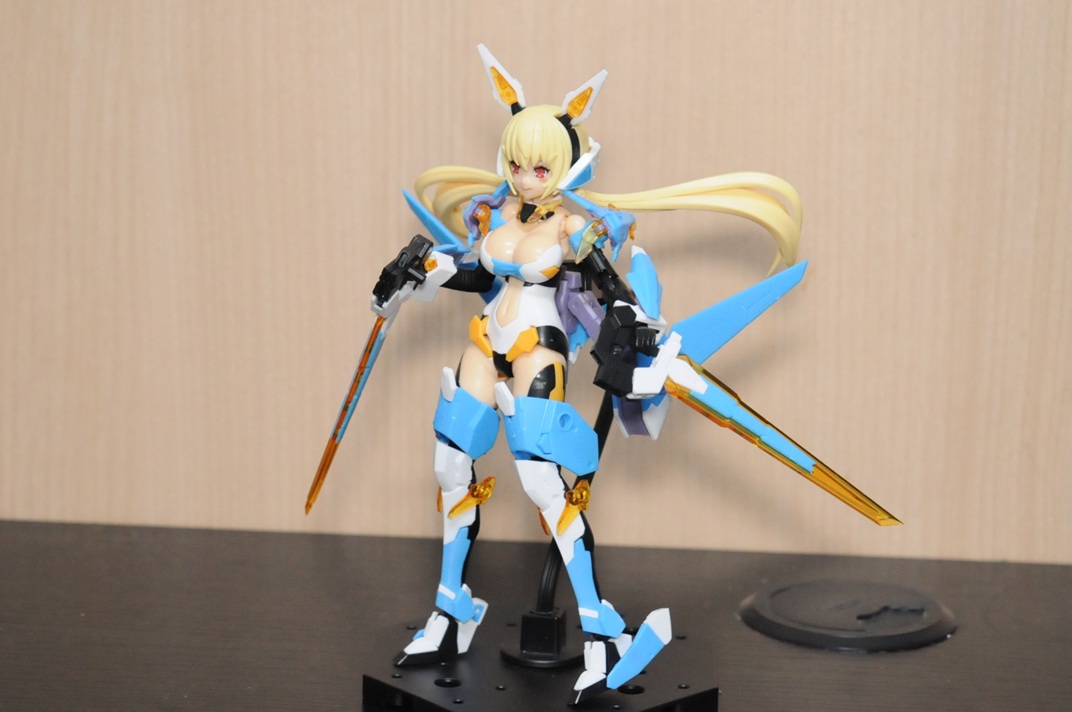 Meister_Fifth's tweet photo. 今年、21個目のプラモは、ボークスさんのブロッカーズ FIORE アイリス Ver.1.5です。

ボークスさんの美プラが初めてだったからなのか凄い手こずりました。
デザインは好きなのですが、破損が怖くてあまりいじれないです。 https://t.co/i5U39kCO23