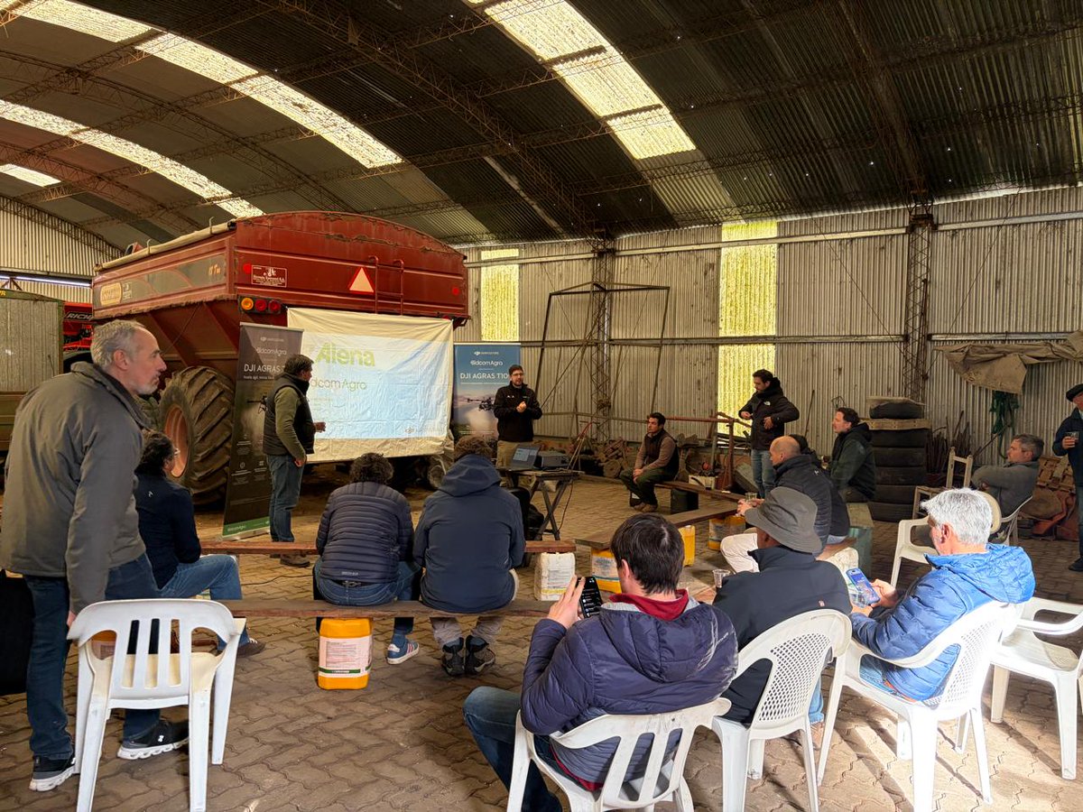 AapreMDQFangio's tweet photo. 🌻¿Qué pasa cuando juntás industria, ganadería y tecnología en una sola jornada?🐂
Eso pasó en la reunión mensual de la Regional Juan Manuel Fangio. Recorrida, preguntas y mucho para llevarse.
Aprender juntos, siempre.
📍Gral. Madariaga
#juntossabemosmas https://t.co/InhGKPeyC8