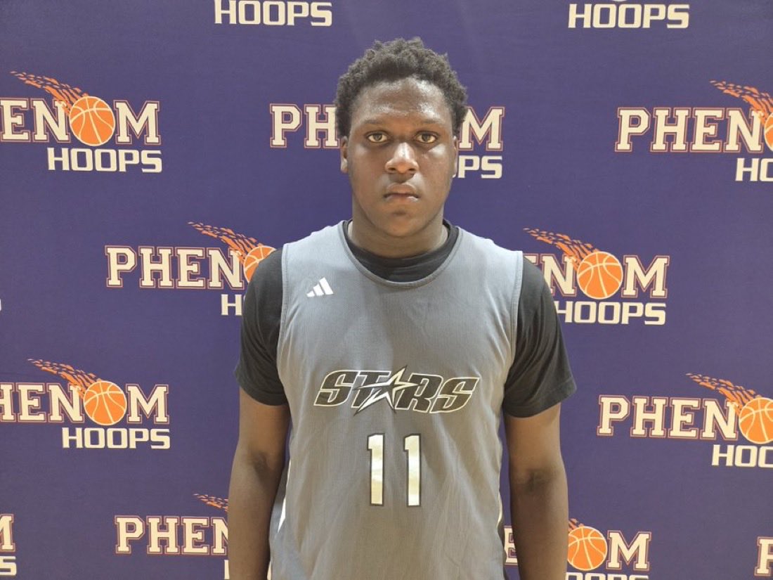 bmoney277's tweet photo. ‘28 Terrion Lineberger (Upward Stars Tri County) physical presence on the interior as a rebounder, strong finisher at the rim and has shown a consistent motor on the glass. #PhenomHoopsLIVE https://t.co/JHu0iT0iSm