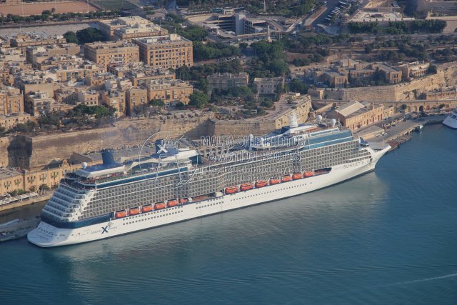 Shipguru's tweet photo. #birdseyeview of #celebritycruises #cruiseliner #CELEBRITY_SILHOUETTE #berthed at #grandharbourmalta - 06.07.2013 - https://t.co/nfgboxc3g3 - NO PHOTOS can be used or manipulated without our permission @CelebrityCruise @Valletta_Port @CruiseIndustry @CruiseHive @worldshipsoc https://t.co/bWvfnkhsL1