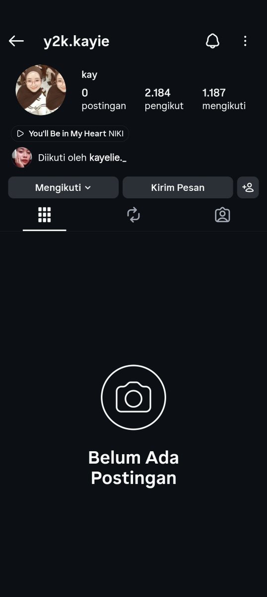 julydies's tweet photo. Guys, mau minta tolong, ada yang kenal anak ini ga? Dia di Yogyakarta namanya kayla, ini anak ngutang tapi ga bayar bayar, setiap di hubungi ga bisa, padahal terakhir katanya mau lunasi, tapi ga ada kejelasan apapun, siapapun yang kenal dia tolong bantuannya ya 🙏 https://t.co/PEnIHjQFlQ