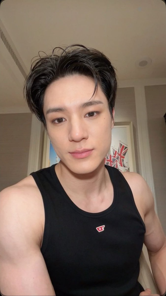 justdoitjj's tweet photo. Lee Jeno 🫠 the real Jeno GBK https://t.co/BsA84kJ0ID
