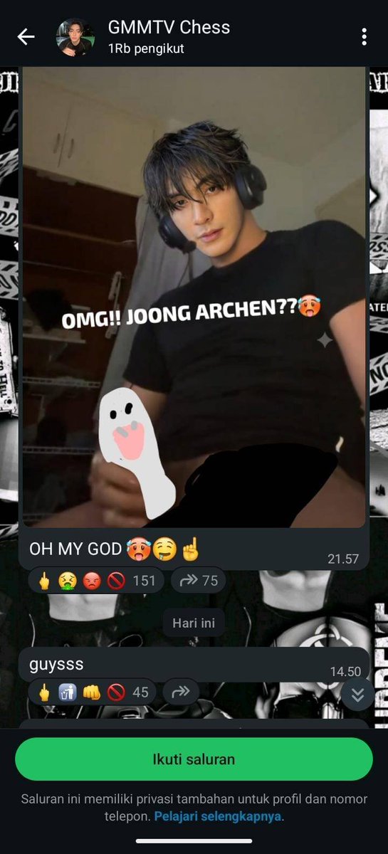 Nadhara_'s tweet photo. g brenti disitu aj guys. selain ancaman kejahatan, dia juga lakuin pelecehan secara verbal, dengan kta2 yg menjijikan &amp; tdk pantas, kalian bisa liat sendiri. ini blom semuanya guys. msih banyak actor kesayangan kita yg diginiin🤬😤

#gmmtv #gemini #joongarchen #chen_rcj #chenrcj https://t.co/NREGAStBC9