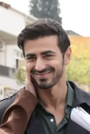 lowkeyunhingedd's tweet photo. When its about his wife…🤭🙈
#arafta https://t.co/473Aa7puc2