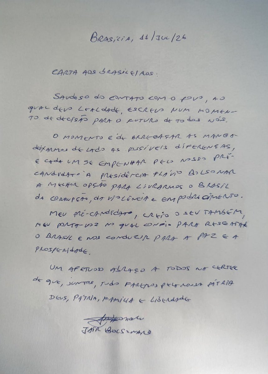 bolsonaronegona's tweet photo. O líder deixou claro em carta: pediu total empenho na pré-candidatura/cansidatura de Flávio Bolsonaro e afirmou que ele é seu verdadeiro porta-voz. Um recado direto para quem ainda insiste em criar dúvidas. https://t.co/SGrEqJZNTS
