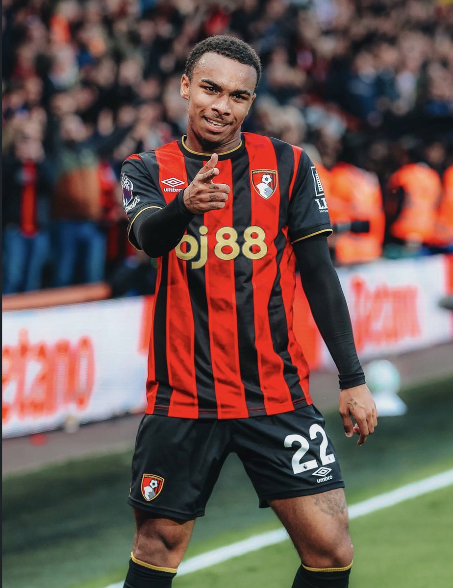 Giorgos10_'s tweet photo. Eli Junior Kroupi is an unreal market opportunity, no matter the price Bournemouth are quoting he’s worth trying for at least. 

Can you imagine where we’d be today if the club didn’t try to sign João Neves from Benicia because they originally valued him at € 120M. https://t.co/XDFshW3ZqA