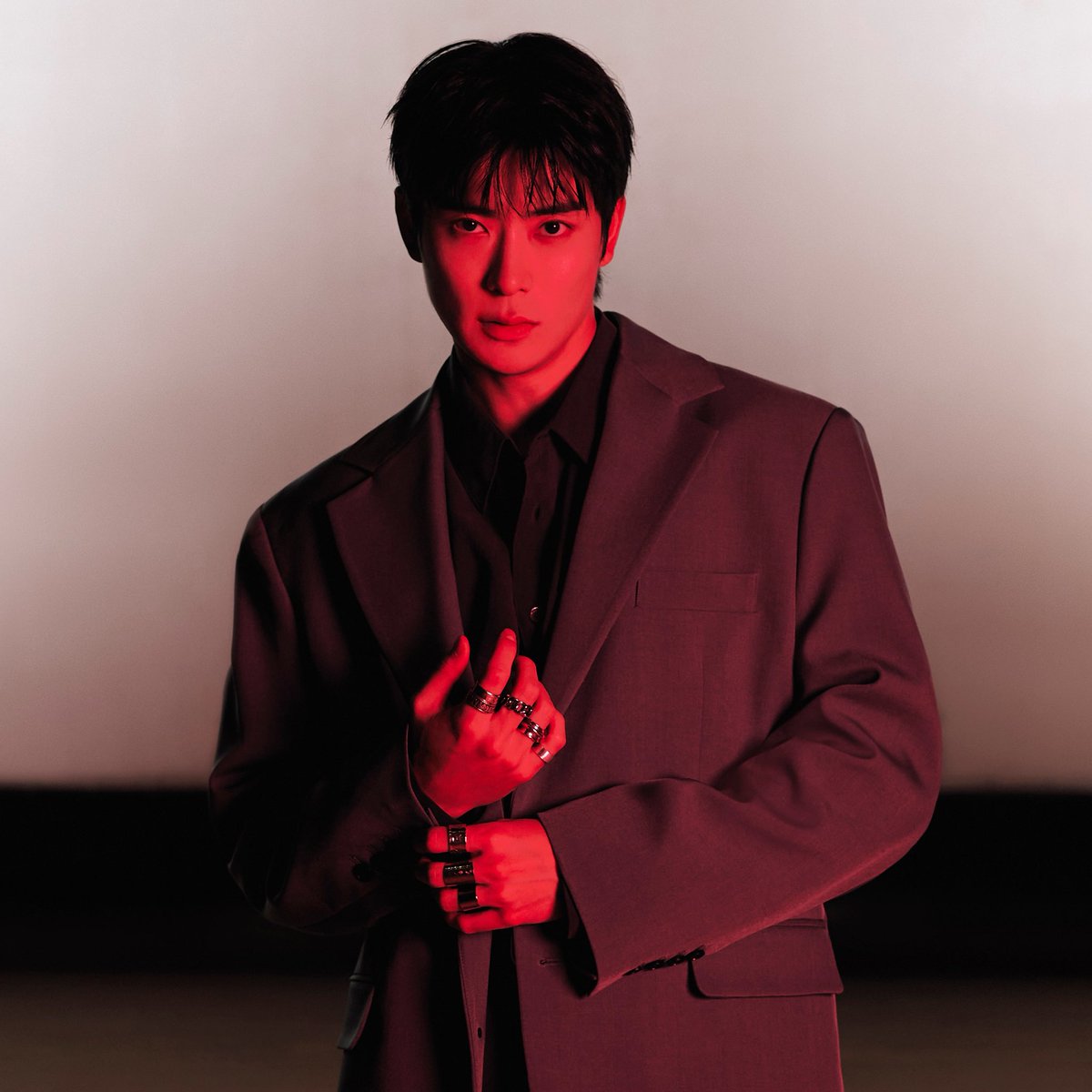 Genius_kor's tweet photo. #GeniusCharts | #JAEHYUN of #NCT (@NCTsmtown) earns his seventh #1 on the daily K-R&amp;B chart in Genius Korea! 

His new song “99 Degrees” debuts atop the chart today! https://t.co/40eCowwrtw