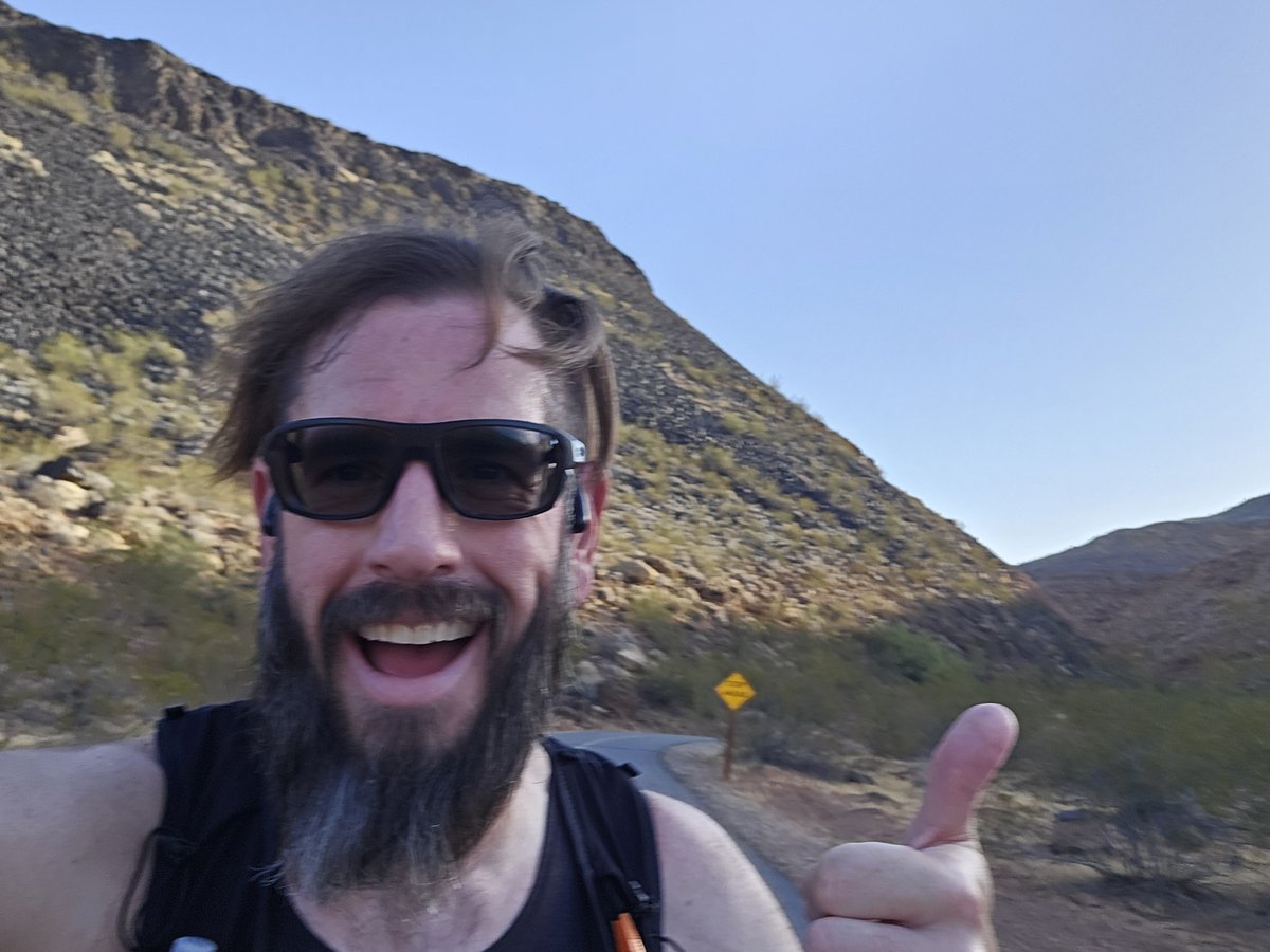 primrosethewolf's tweet photo. All these photos look the same!  But it's the same run!  heh.  You have to be getting sick of me, right?

Today felt incredible.  My leg feels so much better.  And I can hold a flat 9 minute per mile pace again!  Sure, I blow the heart rate cap in a matter of seconds but I can https://t.co/mwAFBB7841