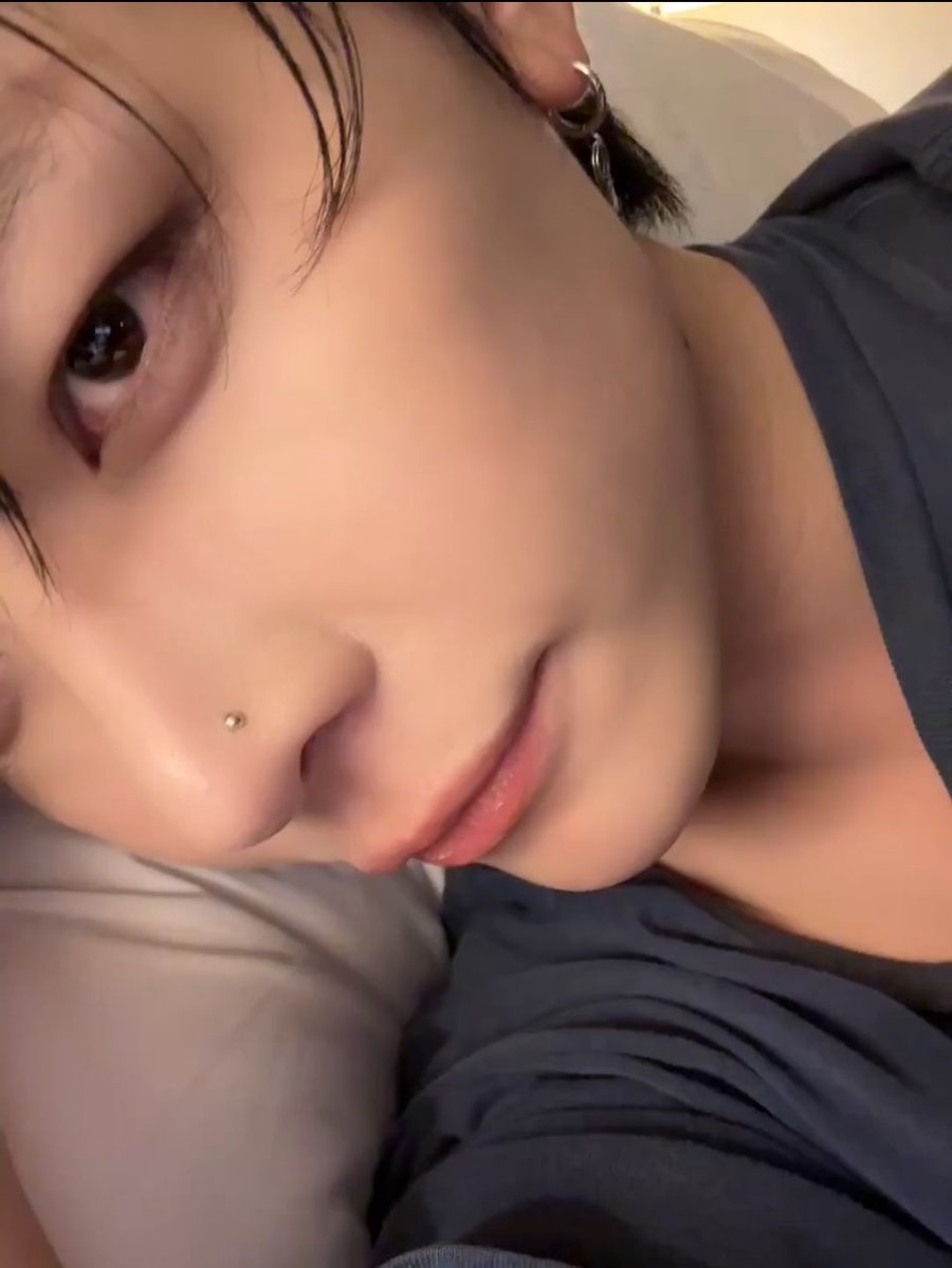 wenofied's tweet photo. he's so pretty it hurts https://t.co/TYPNQH2aeh
